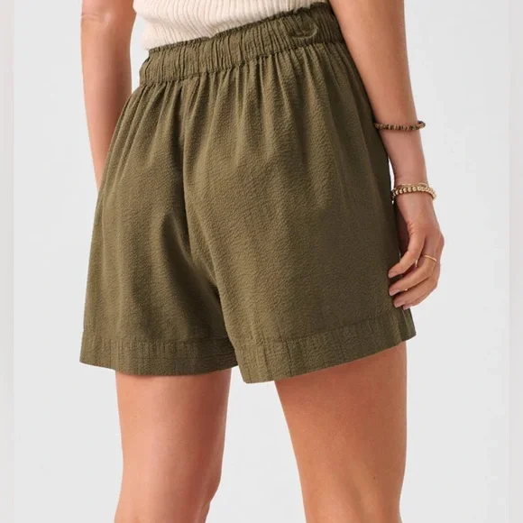 Faherty NWOT Olive Drawstring Tassel Shorts - Picture 4 of 4